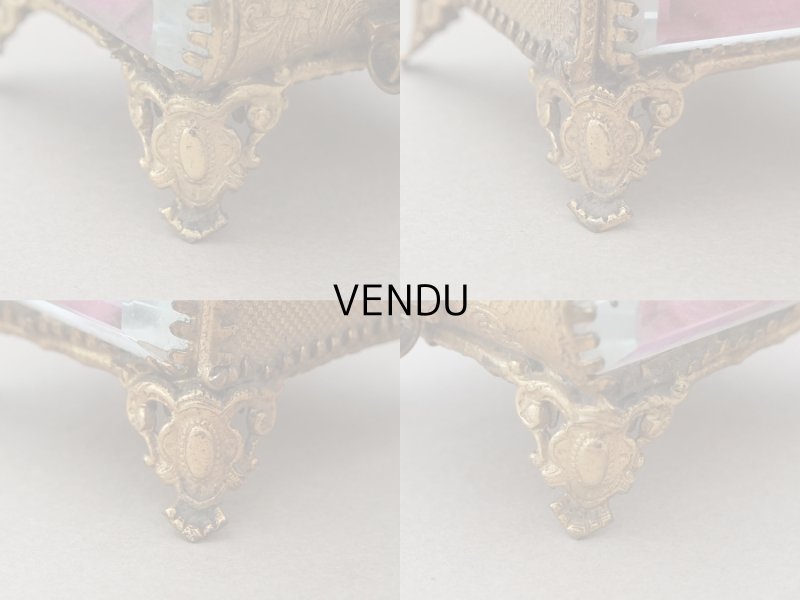 画像7: アンティーク 懐中時計 & ジュエリーボックス ワインレッドのシルク製クッション