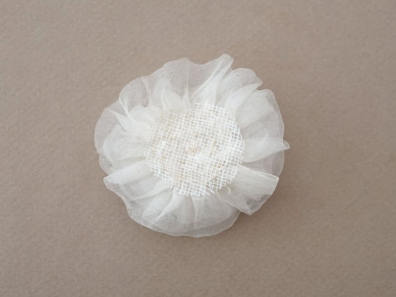 画像16: アンティーク シルクシフォン 薔薇の布花 オフホワイト