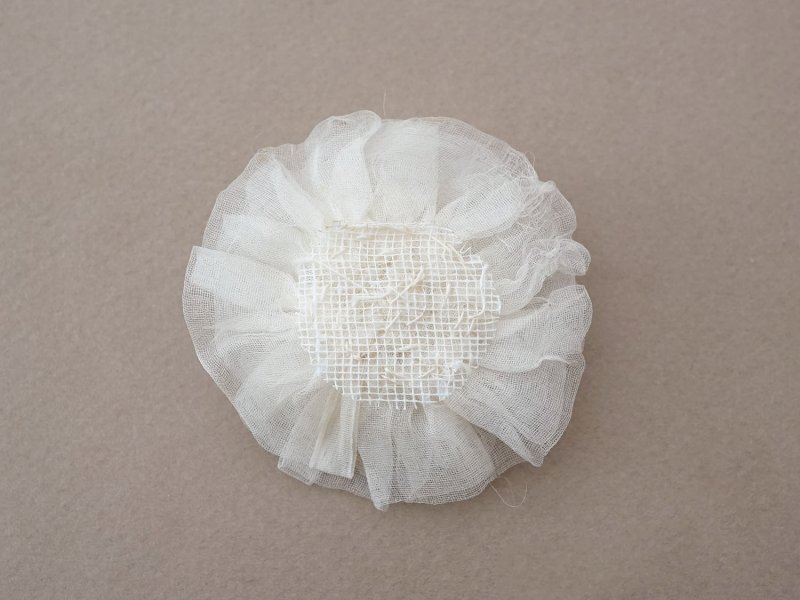 画像8: アンティーク シルクシフォン 薔薇の布花 オフホワイト