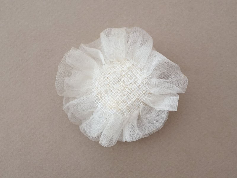 画像12: アンティーク シルクシフォン 薔薇の布花 オフホワイト