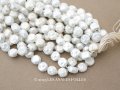 アンティーク スフレビーズ スノーホワイト 乳白色のコーティング シルバー 8mm 約130〜140ピース 吹きガラス製ビーズ