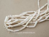 アンティーク ガラスビーズ オーロラ加工 オフホワイト 3〜4×13〜14mm 約240ピース
