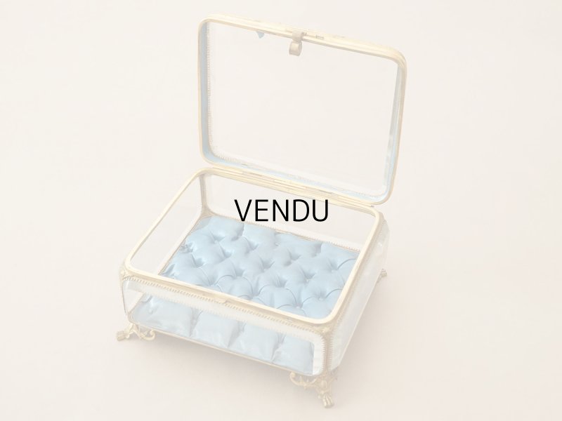 画像3: 19世紀中頃 アンティーク 大きなジュエリーケース スモーキーブルーのシルククッション 20.2×17.5cm