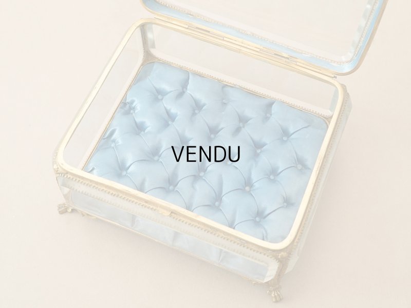 画像4: 19世紀中頃 アンティーク 大きなジュエリーケース スモーキーブルーのシルククッション 20.2×17.5cm