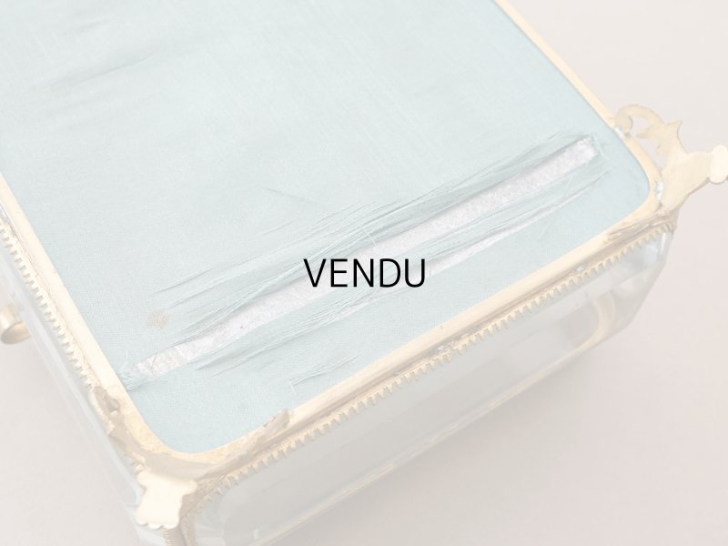 画像20: 19世紀中頃 アンティーク 大きなジュエリーケース スモーキーブルーのシルククッション 20.2×17.5cm