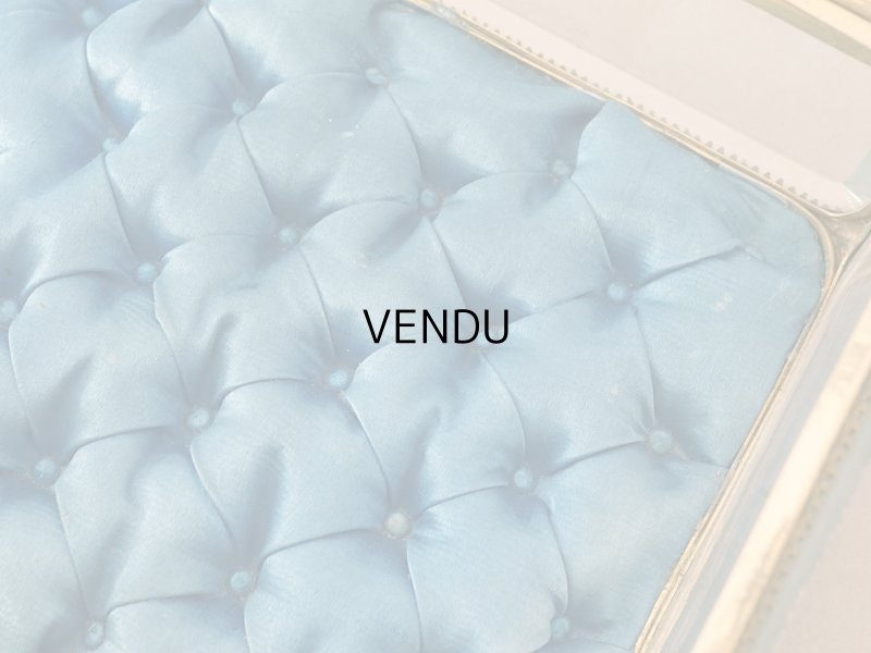 画像6: 19世紀中頃 アンティーク 大きなジュエリーケース スモーキーブルーのシルククッション 20.2×17.5cm