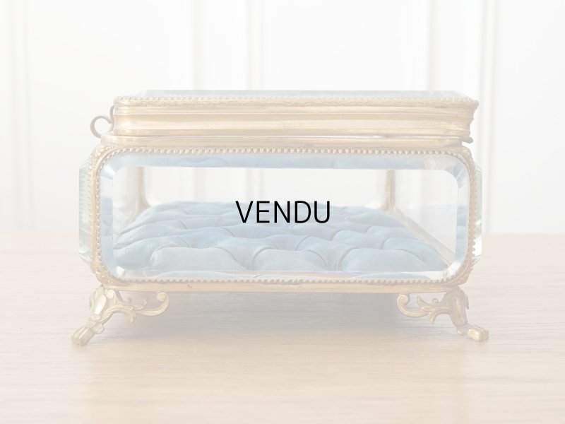 画像13: 19世紀中頃 アンティーク 大きなジュエリーケース スモーキーブルーのシルククッション 20.2×17.5cm