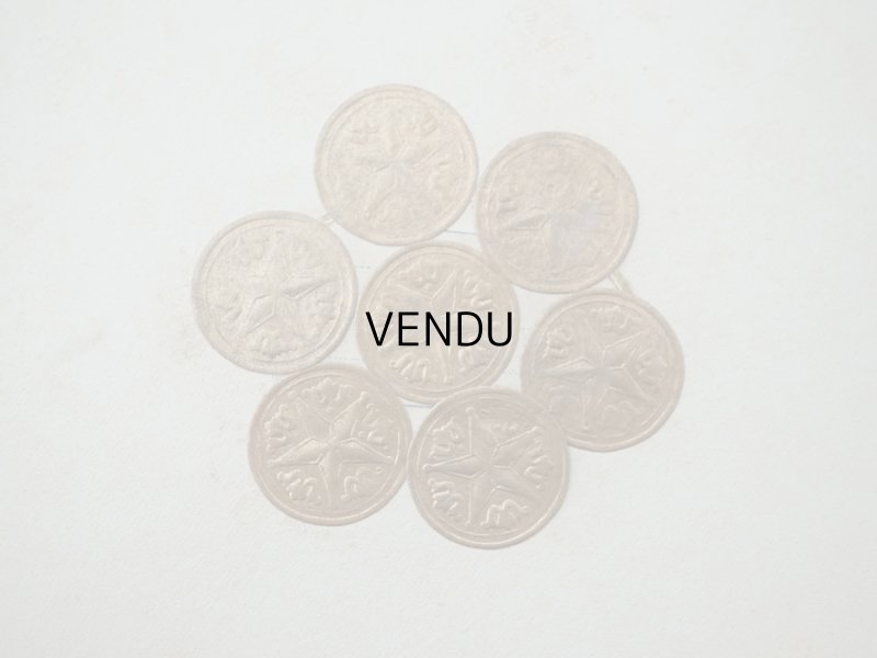 画像12: ＊蚤の市＊アンティーク 薔薇＆リボンのガーランドのお菓子箱 