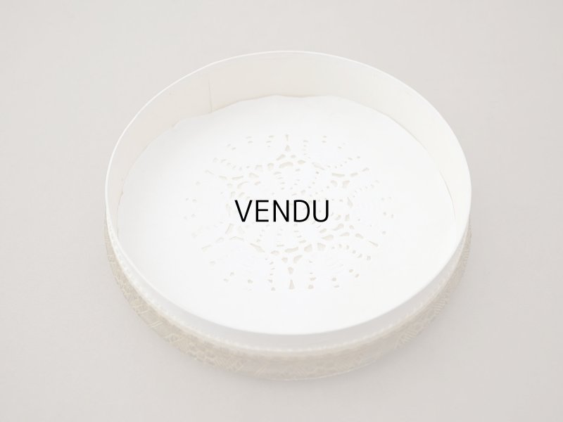 画像10: ＊蚤の市＊アンティーク 薔薇＆リボンのガーランドのお菓子箱 