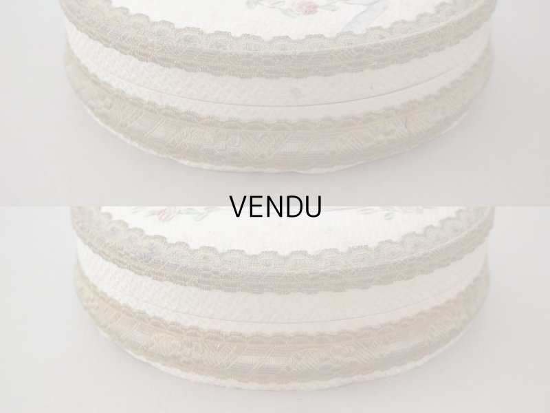 画像9: ＊蚤の市＊アンティーク 薔薇＆リボンのガーランドのお菓子箱 