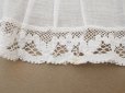 画像7: アンティーク 幅広 ドレスの裾 プリーツ入り 手編みのレース付 1.9m 18cm幅 コットン製