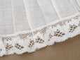 画像3: アンティーク 幅広 ドレスの裾 プリーツ入り 手編みのレース付 1.9m 18cm幅 コットン製