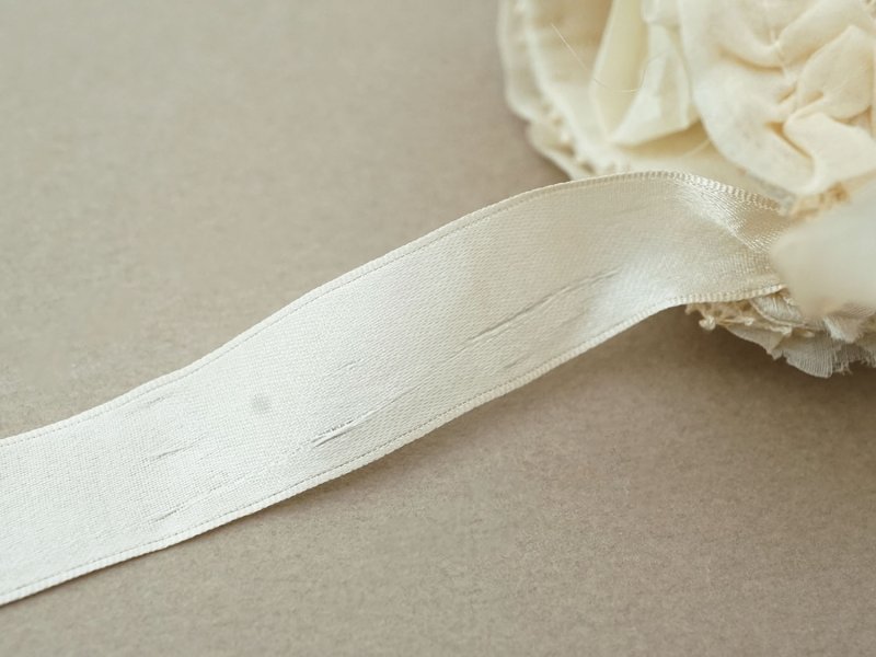 画像13: 1900年頃 アンティーク ベビーシューズ シルクシフォン&手編みのレース