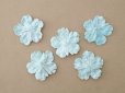画像4: アンティーク 布花材料 ベルベットの花びら 花芯付き 5ピースのセット 約4cm 布花 アイスブルー