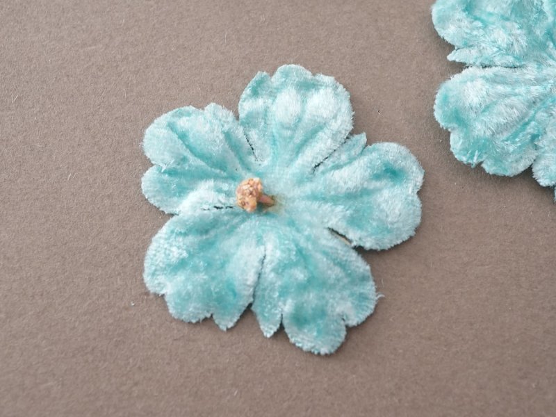 画像3: アンティーク 布花材料 ベルベットの花びら 花芯付き 5ピースのセット 約4cm 布花 スカイブルー