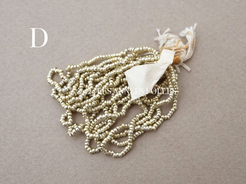 画像9: アンティーク 極小 メタルビーズ 丸 シャンパンゴールド メタル製 ビーズ A.M. 6