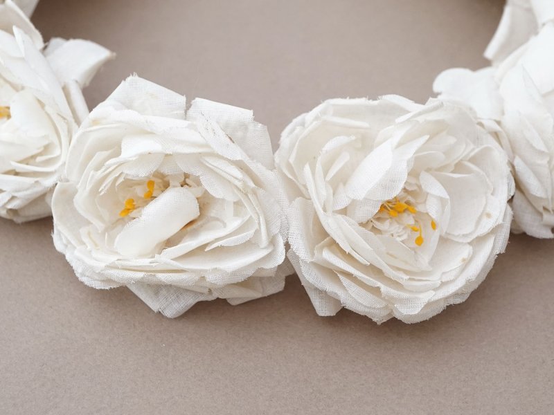 画像10: アンティーク 白薔薇のティアラ 布花 花冠 オフホワイト