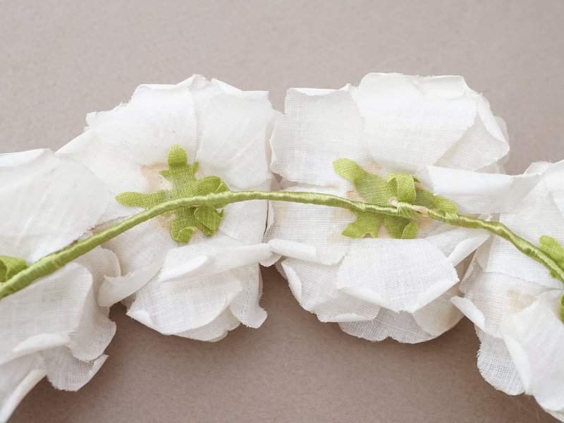 画像12: アンティーク 白薔薇のティアラ 布花 花冠 オフホワイト