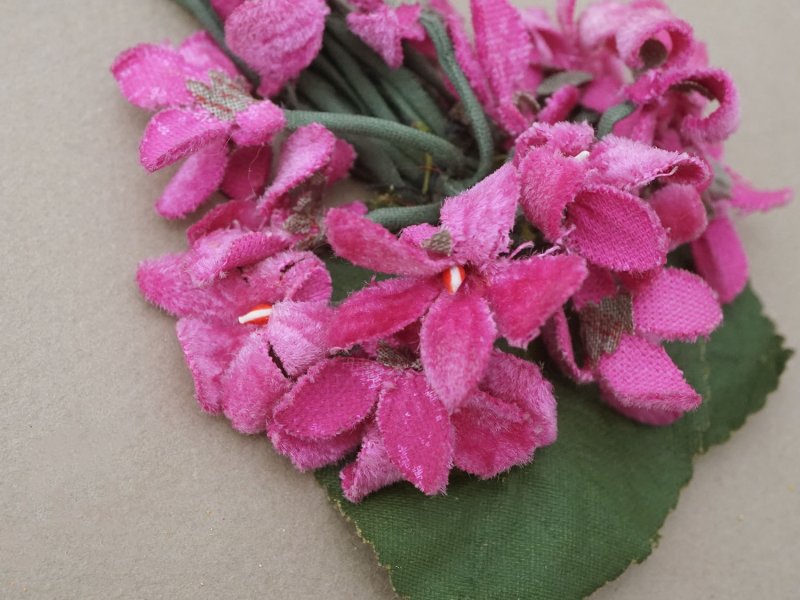 画像5: アンティーク ベルベットの菫の布花 ピンク