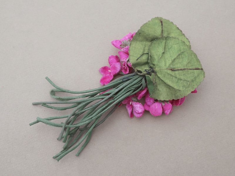 画像6: アンティーク ベルベットの菫の布花 ピンク