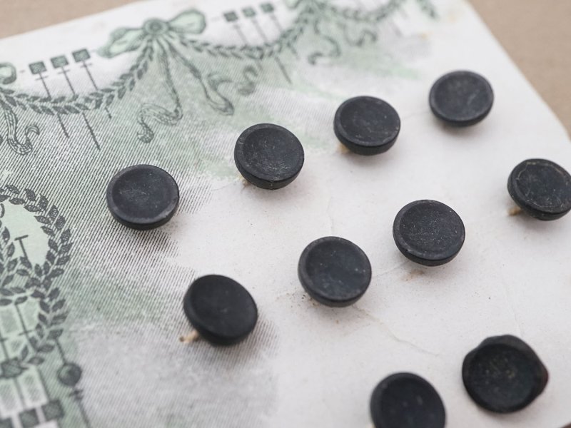 画像6: アンティーク ドール用 ボタン 7mm 木製 11ピースのセット 黒