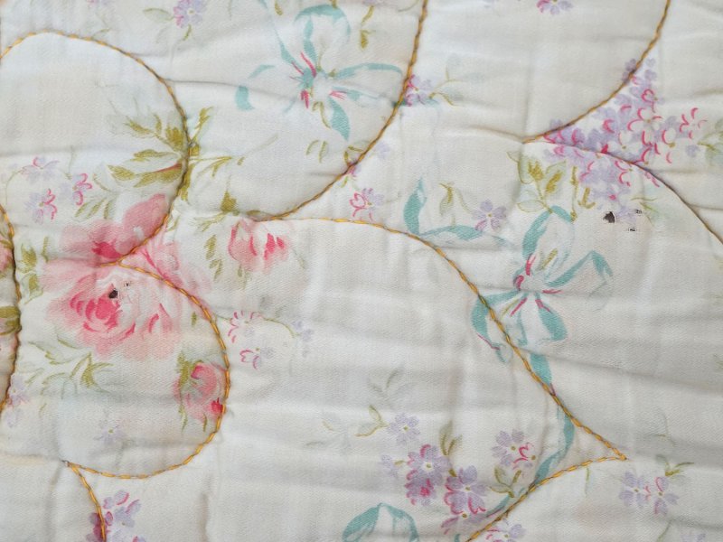 画像29: アンティーク シルク製 ベッドカバー ピンクの薔薇＆ブルーのリボン 118×170cm