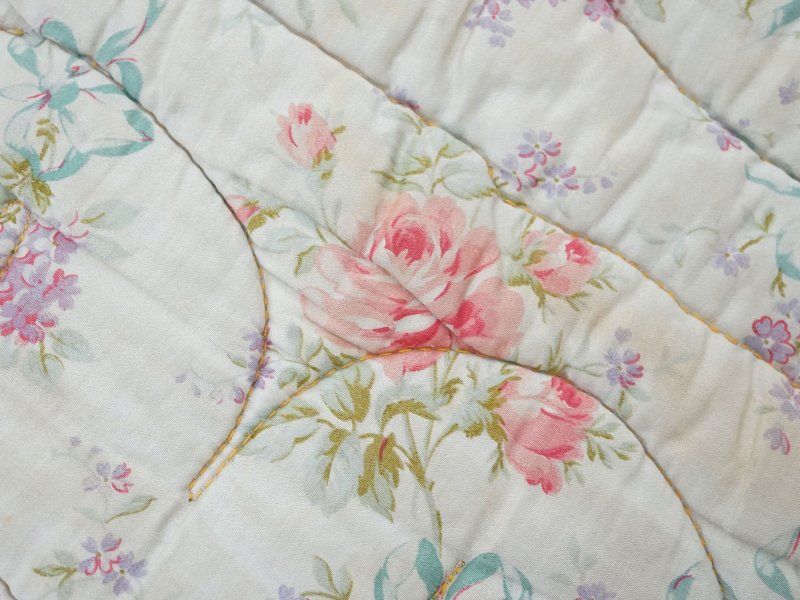 画像6: アンティーク シルク製 ベッドカバー ピンクの薔薇＆ブルーのリボン 118×170cm