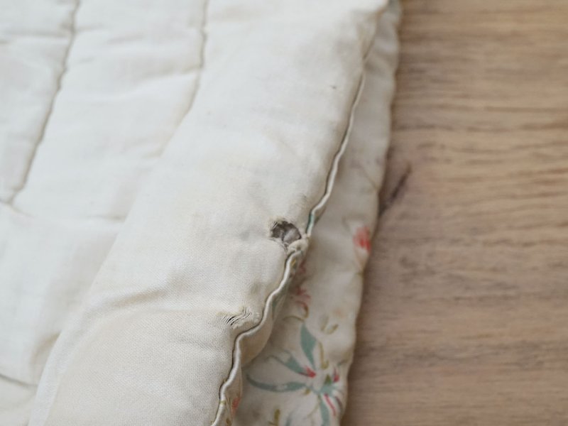 画像38: アンティーク シルク製 ベッドカバー ピンクの薔薇＆ブルーのリボン 118×170cm