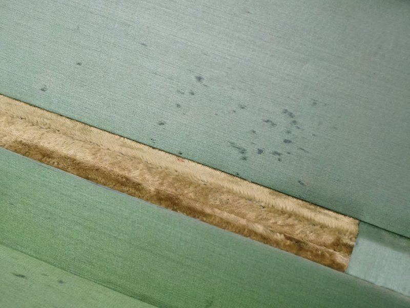 画像13: アンティーク グローブボックス カーキのベルベット ロカイユ装飾＆草花のブーケ