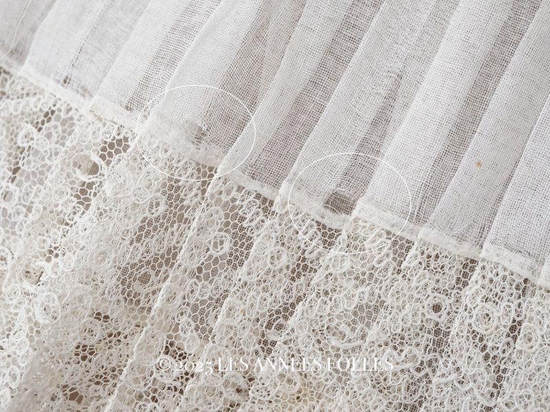 画像14: アンティーク 幅広 ドレスの裾  2段のプリーツ入り レース付 1.86m 24cm幅 コットンオーガンジー