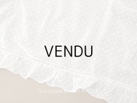 アンティーク ドット刺繍入り コットンオーガンジー  フリル付き 164×56cm