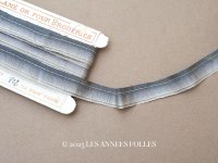 アンティーク シルク製 フリルリボン スモーキーブルー 幅 1.3cm シルク＆ゴールドメタル