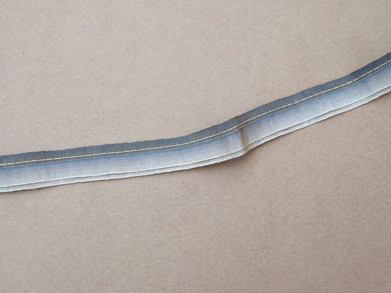 画像2: アンティーク シルク製 フリルリボン スモーキーブルー 幅 1.3cm シルク＆ゴールドメタル