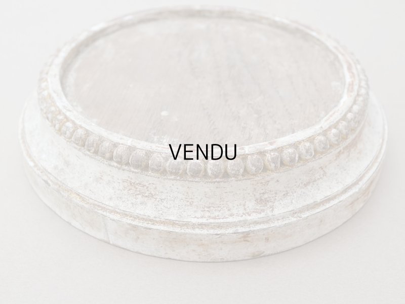 画像8: アンティーク パールリムの台座 オフホワイト 木製