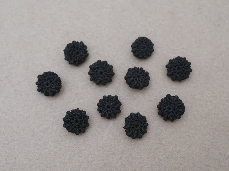 画像2: 19世紀末 アンティーク 花モチーフ 編み込みボタン 黒 10ピースのセット 9mm 