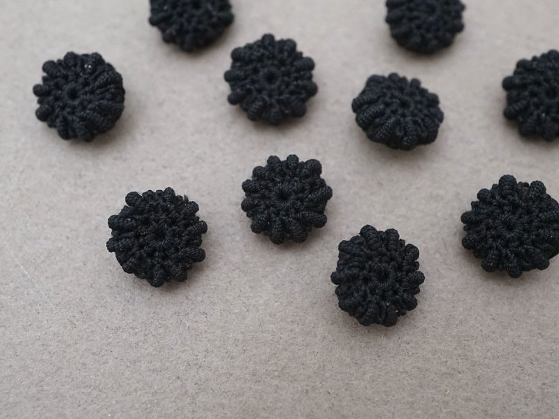 画像3: 19世紀末 アンティーク 花モチーフ 編み込みボタン 黒 10ピースのセット 9mm