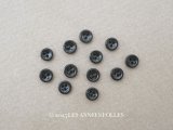 アンティーク 極小 6mm ガラスボタン 24ピースのセット黒 ドール用 