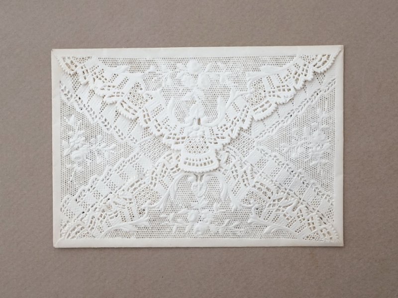 画像11: 未使用 アンティーク 初聖体の記念の封筒 レースの透かし模様
