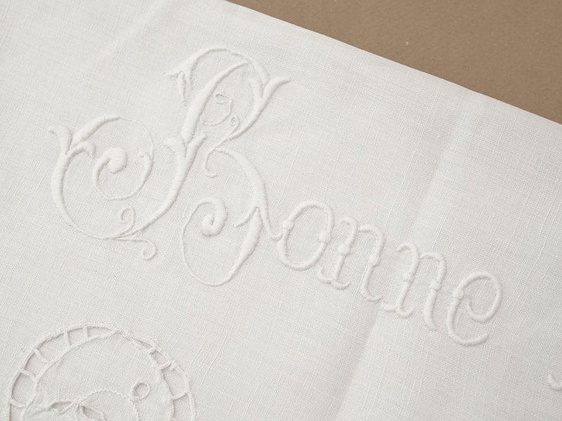 画像4: アンティーク パジャマケース BONNE NUIT 手刺繍 ホワイトワーク