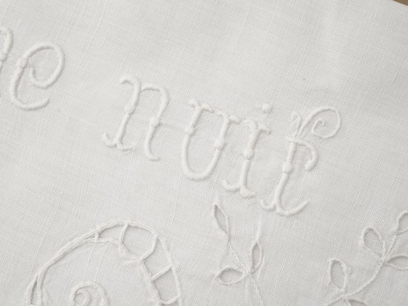 画像5: アンティーク パジャマケース BONNE NUIT 手刺繍 ホワイトワーク
