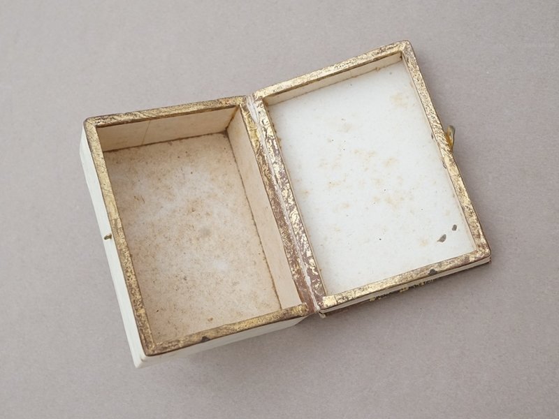 画像6: アンティーク ソープボックス 秋桜 SAVON DU HIGH-LIFE - COTTANCE BAGOT & Cie PARIS -