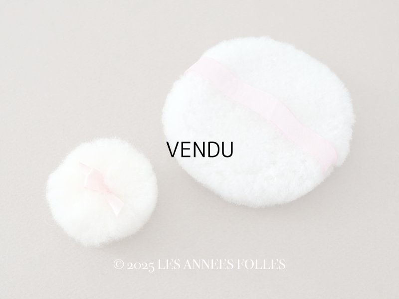 画像1: アンティーク 未使用 パフ 2点セット ピンクのシルクリボン付き