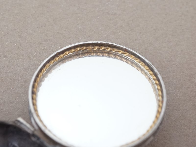 画像13: アンティーク 水色のパフ付 パウダーケース ロカイユ装飾