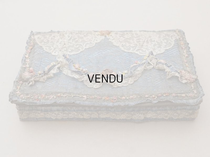 画像3: 【セール対象外】【クーポン対象外】アンティーク シルク製 ロココモチーフ&ロココトリム 大きなカルトナージュボックス 37×24×6.5cm