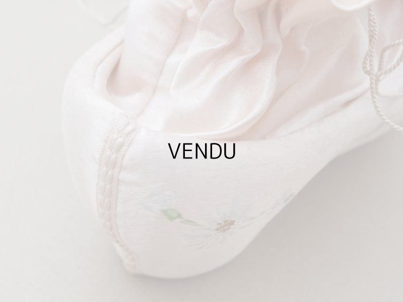 画像6: 19世紀 アンティーク 靴型 お菓子箱 パウダーピンクのシルクサテン マーガレット ハンドペイント