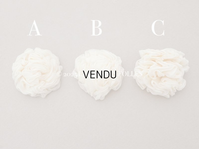 画像2: ＊蚤の市＊アンティーク シルクシフォン 薔薇の布花 アイボリー