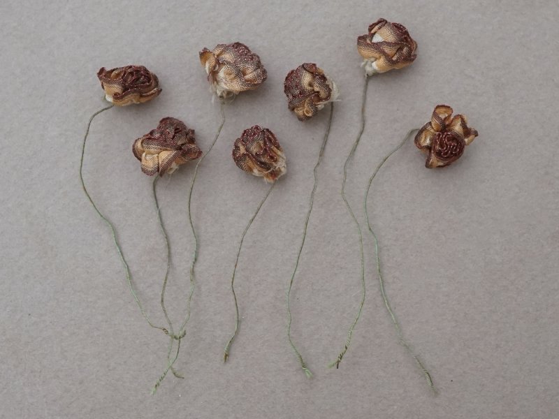 画像4: アンティーク シルク製 ロココモチーフ 6〜7点セット 未使用 ブラウン