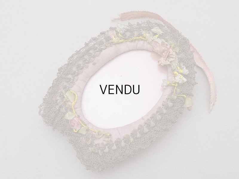 画像5: *蚤の市*アンティーク フォトフレーム ロココモチーフ付き シルク製