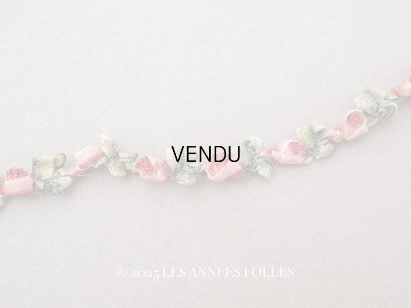 画像1: ＊蚤の市＊アンティーク とても小さな薔薇 ロココトリム シルク製 ロココリボン ピンク＆レッド