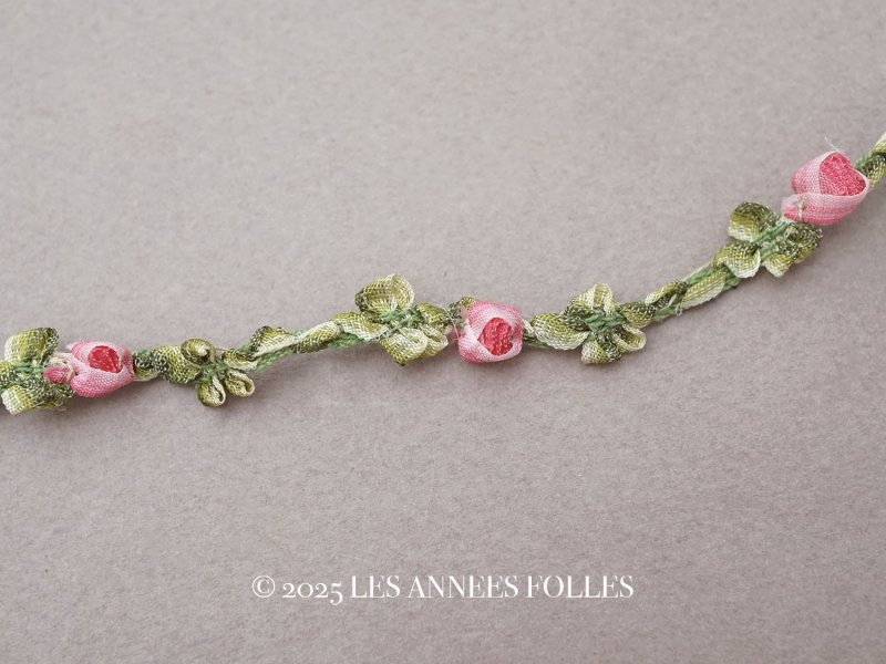 画像1: アンティーク とても小さなピンクの薔薇 ロココトリム シルク製 ロココリボン 